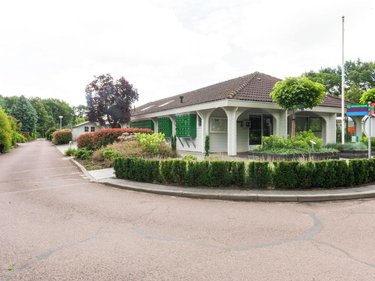 Stegeren Tasteful Chalet Near Ommen For Family מראה חיצוני תמונה